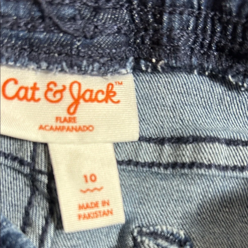 Cat & Jack comfortable blue