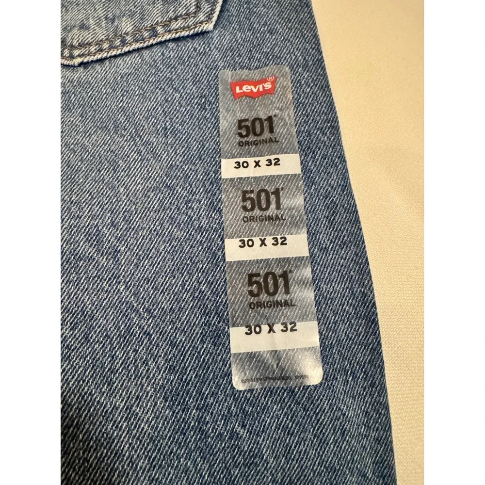 Levis iconic levi