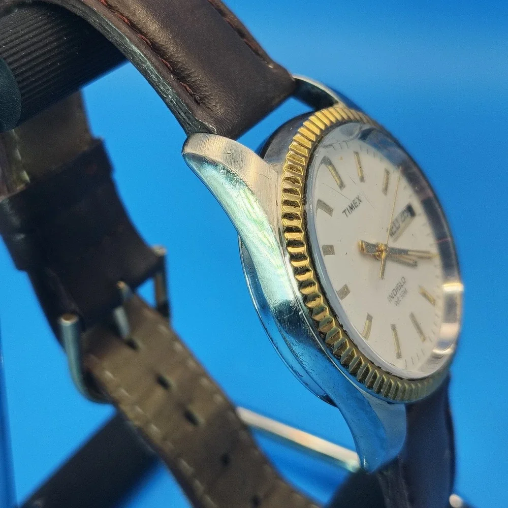 Vintage 2008 Timex Indiglo Presidential Day/Date Two Tone 33mm Mens Quartz Watch