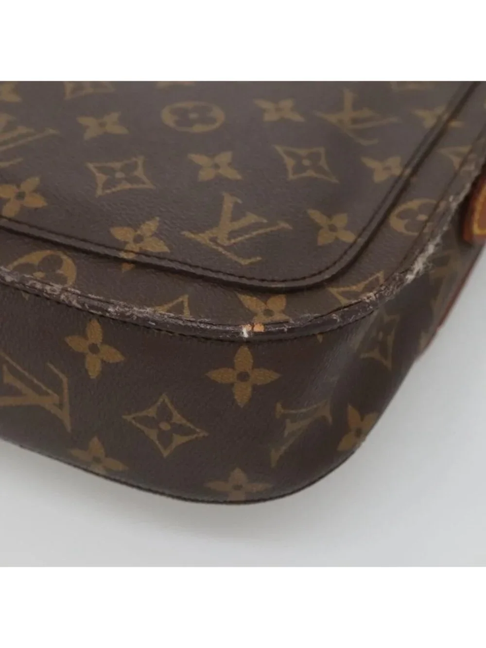 LOUIS VUITTON pre owned