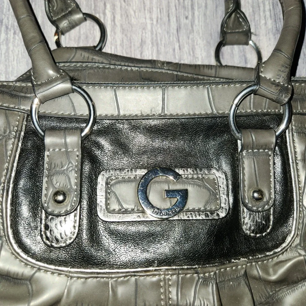 G by Guess stylish versatile