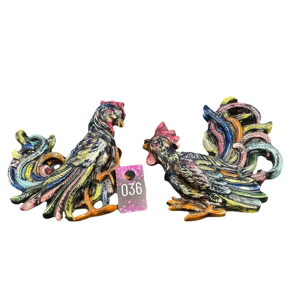 2 VNTG Wall‎ Hanging Roosters 8