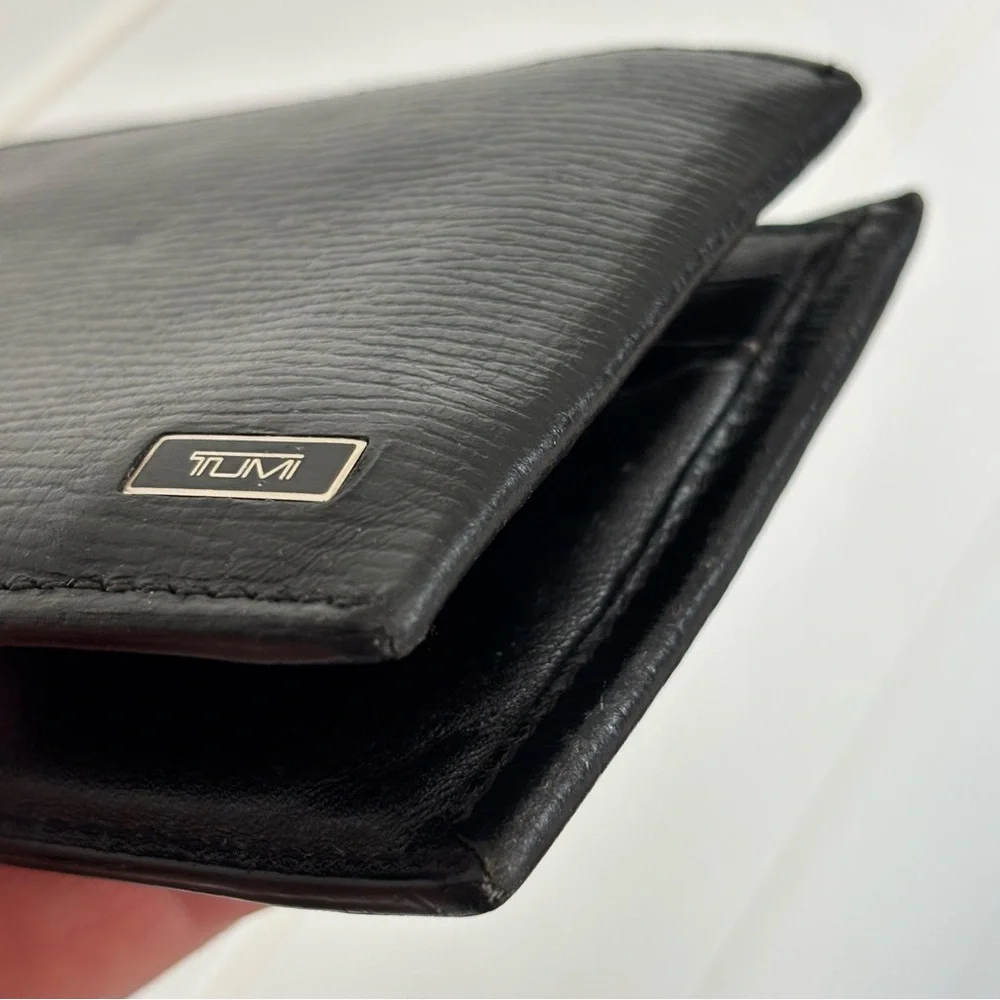 Tumi double billfold