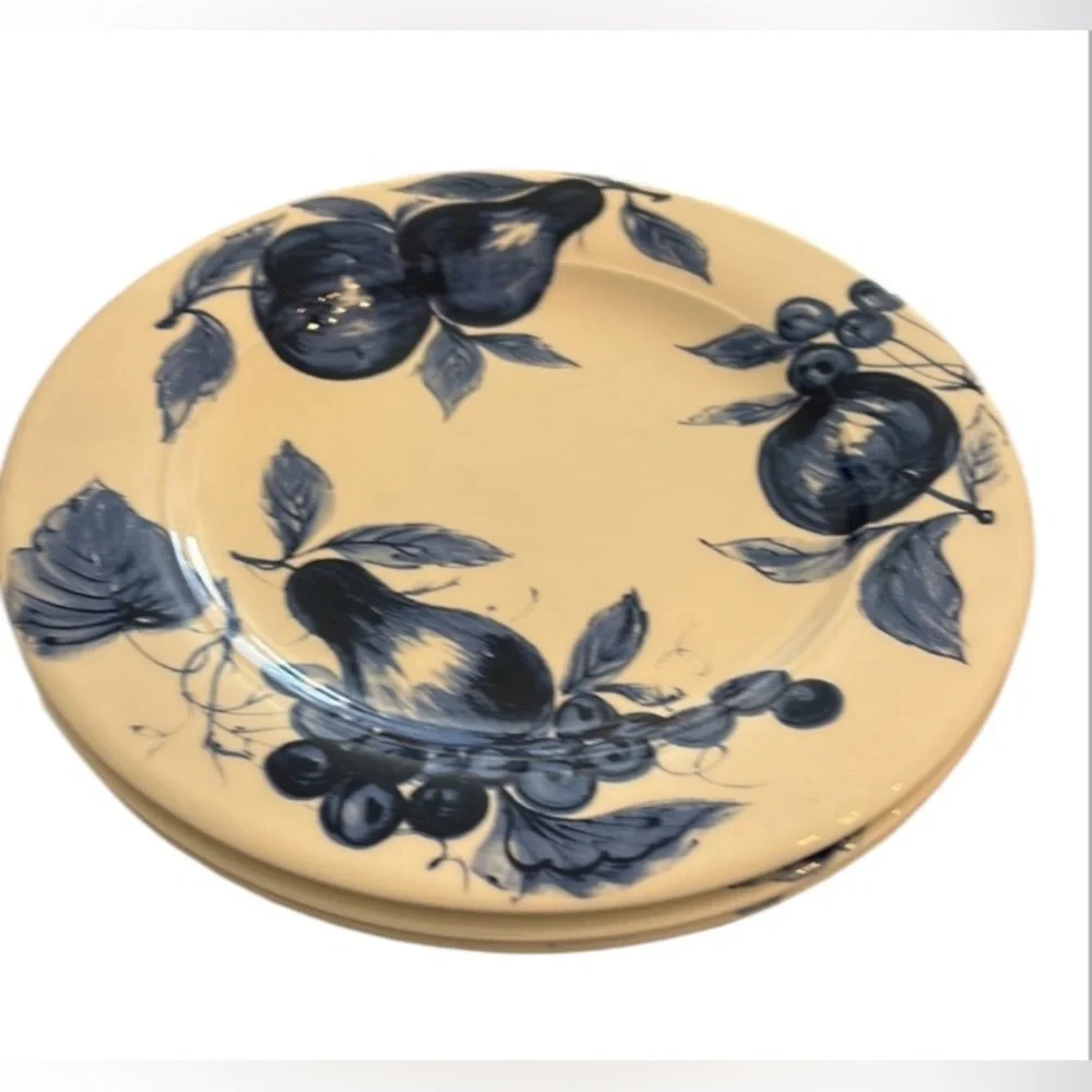 Pier 1 pier earthenware