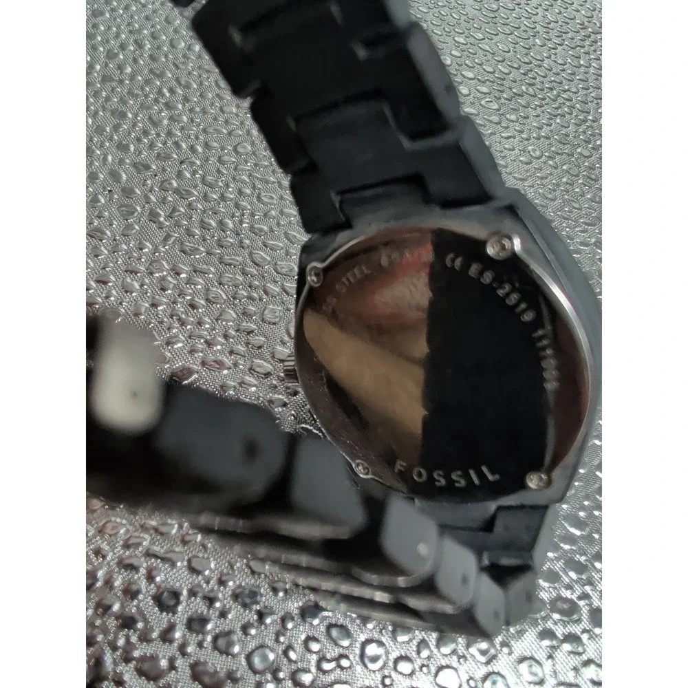 Fossil new battery