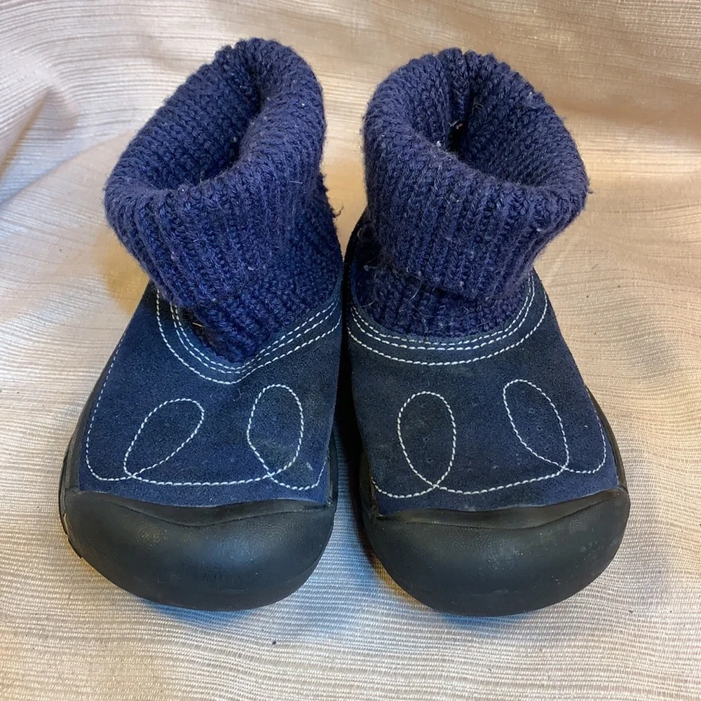 Keen stamp sz9
