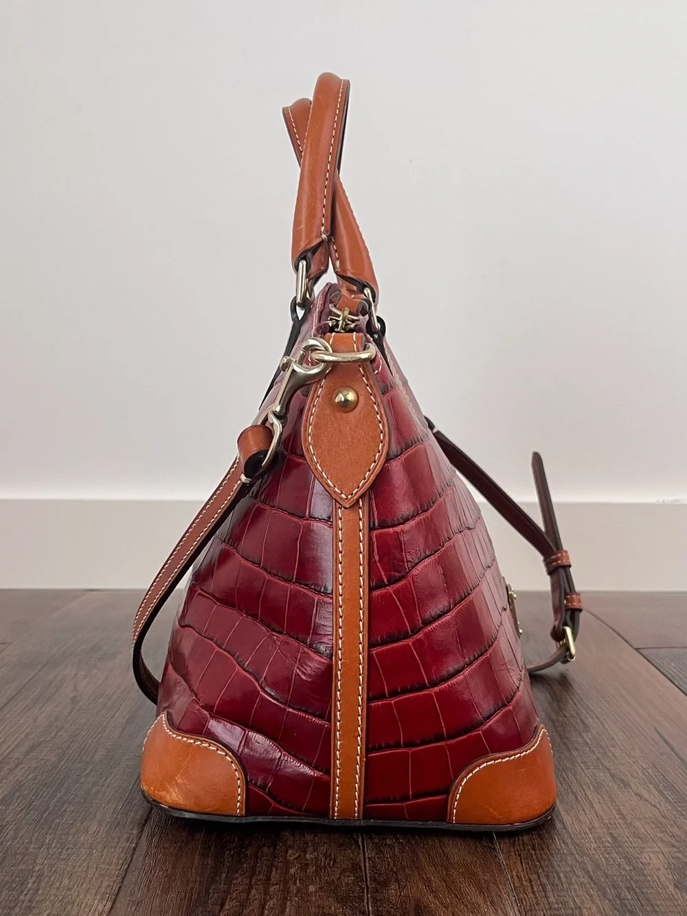 Dooney & Bourke very good