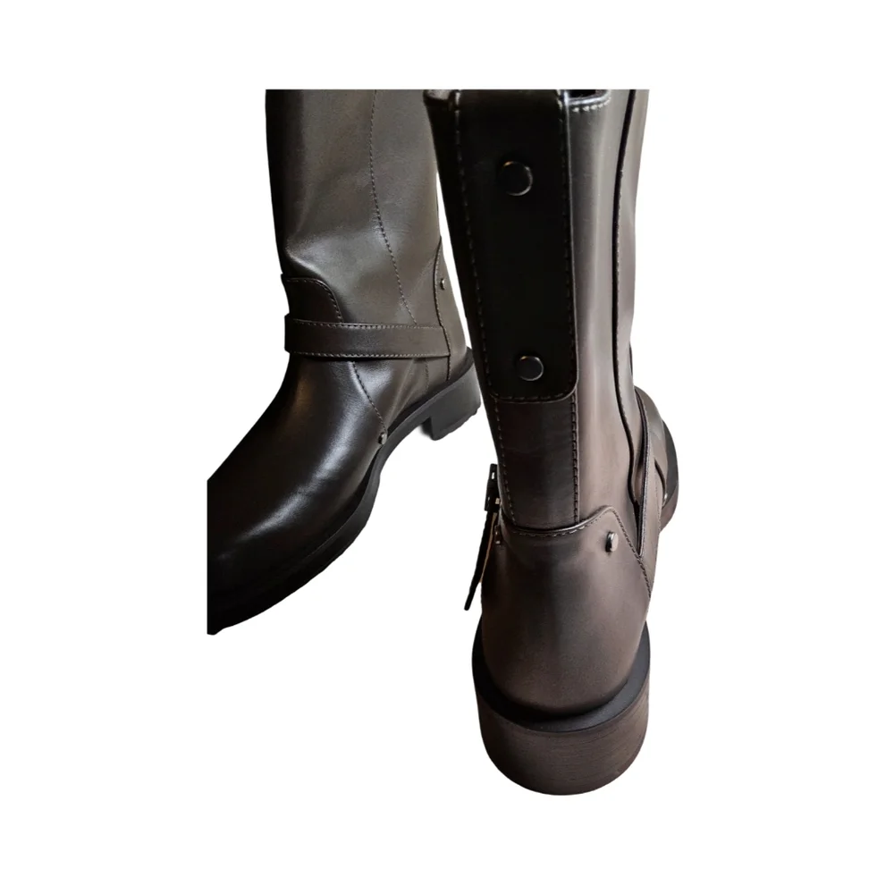 Stuart Weitzman new box