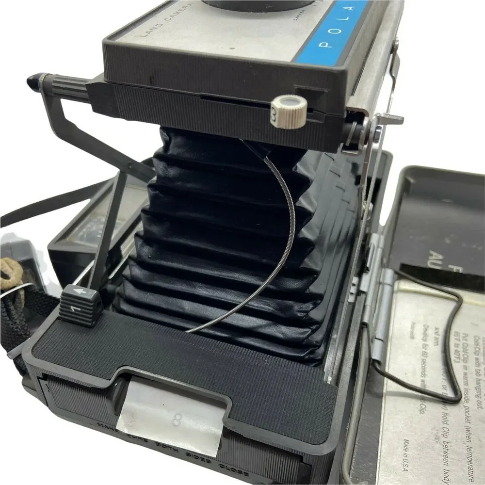 Polaroid automatic 210