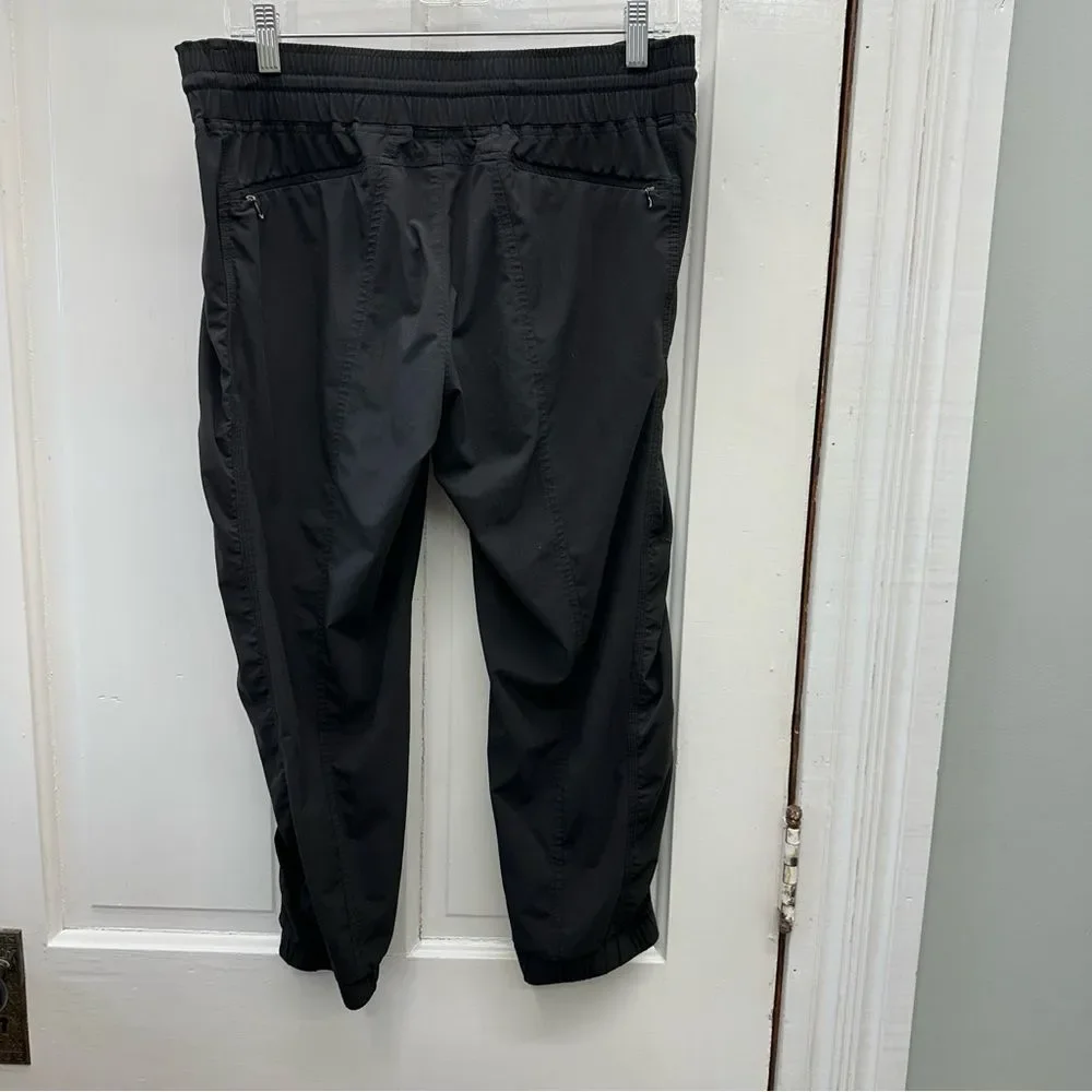 Athleta black jogger