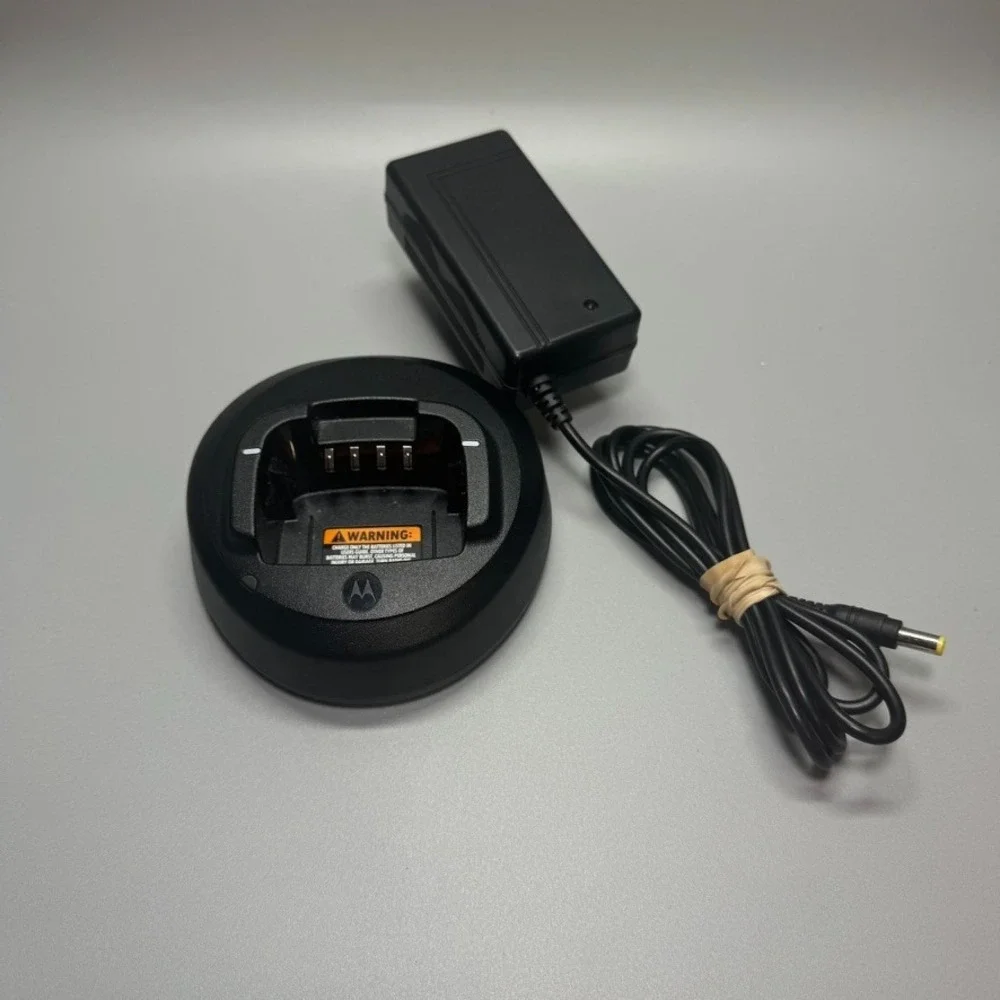 Genuine Motorola PMLN5228A 2-Way‎ Radio Charger Base for CP185 CP1300 CP1600