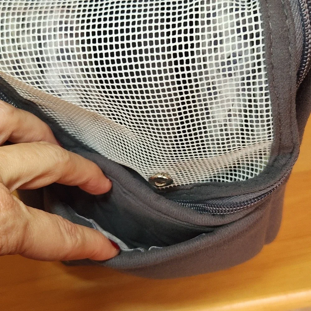 The Unbranded Brand pet carrier