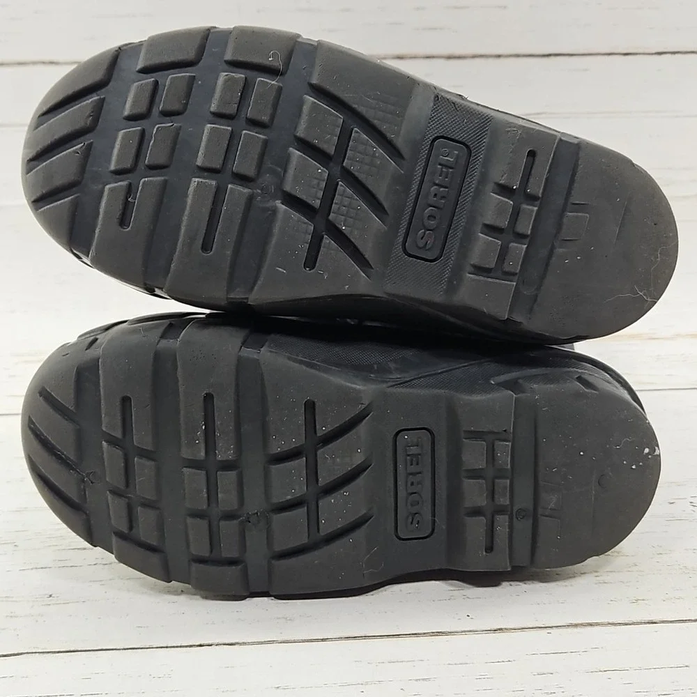 Sorel flurry youth