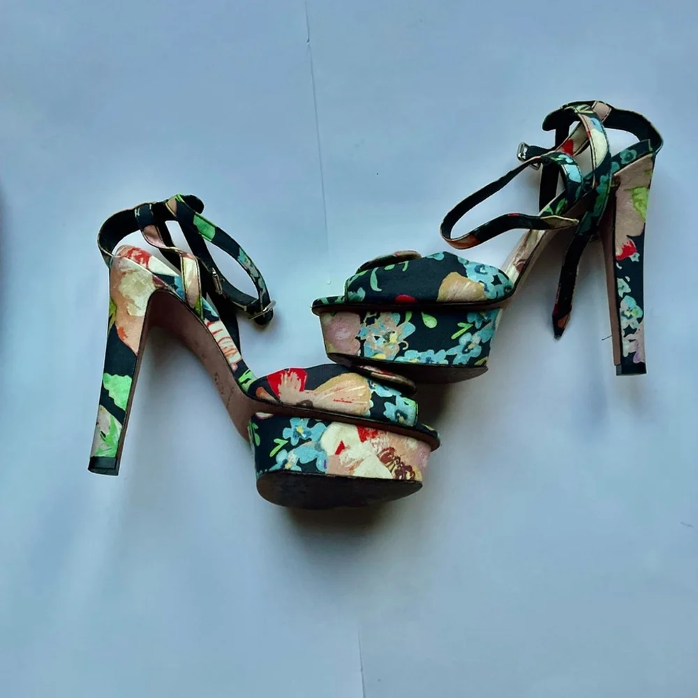 Loeffler Randall loeffler randall