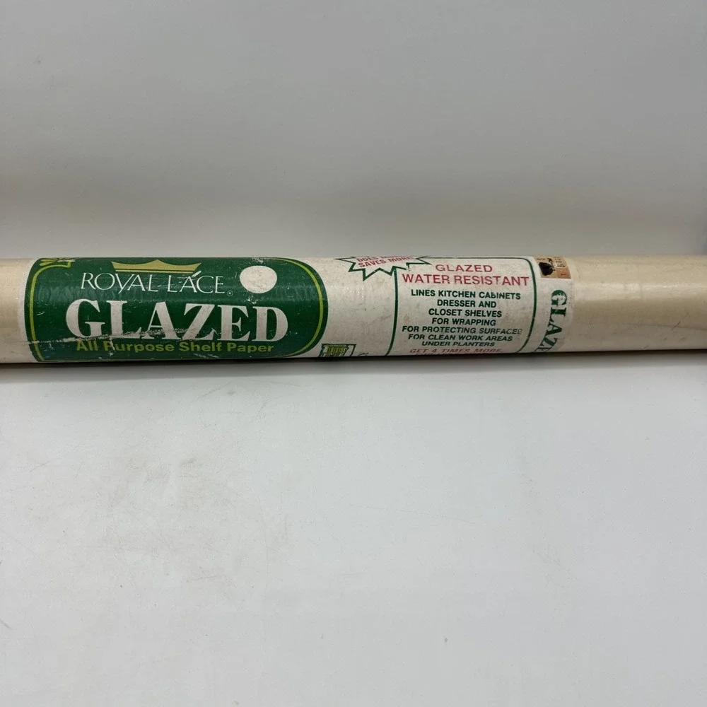Royal‎ Lace Glazed Shelf Paper 42 Square Feet Made In USA Vintage Never Opened