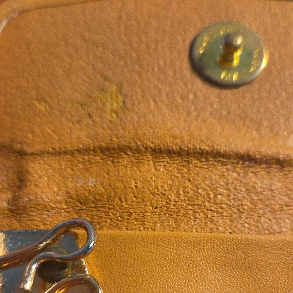 Hunting World key as missing