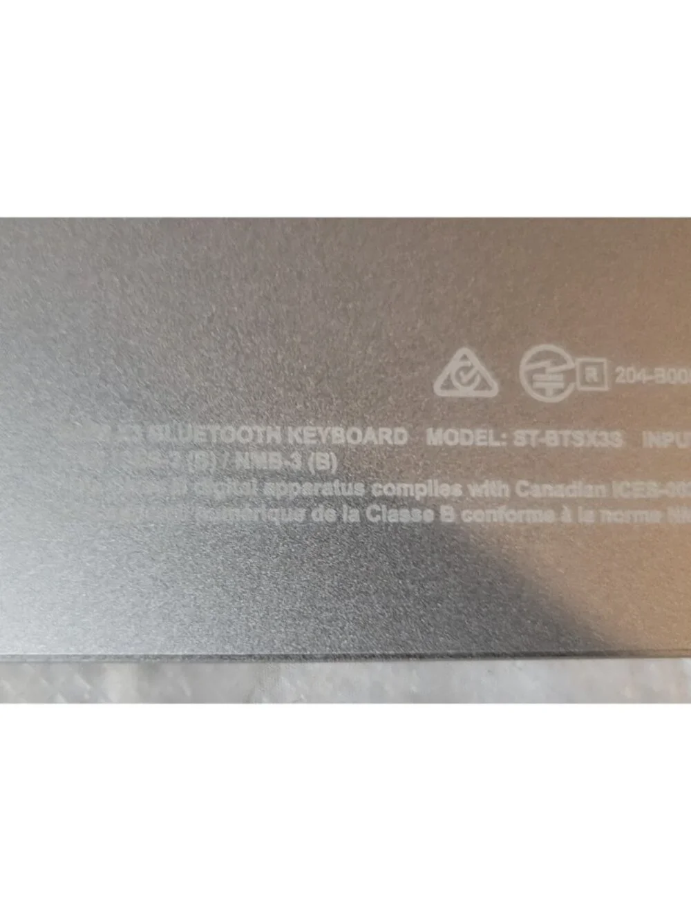 Satechi receive illuminated keys