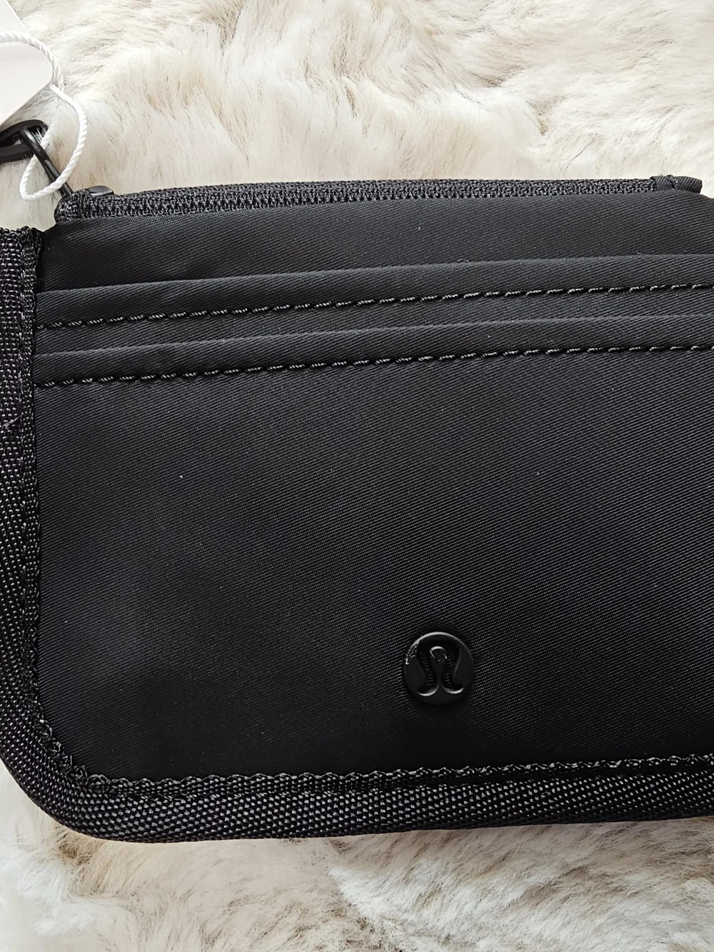 lululemon athletica bags cash detail
