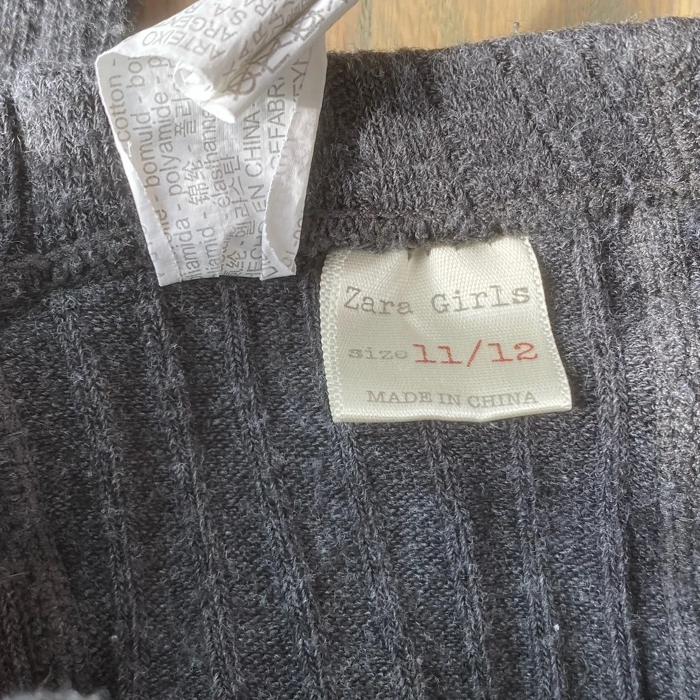 Zara , SB pairs girl