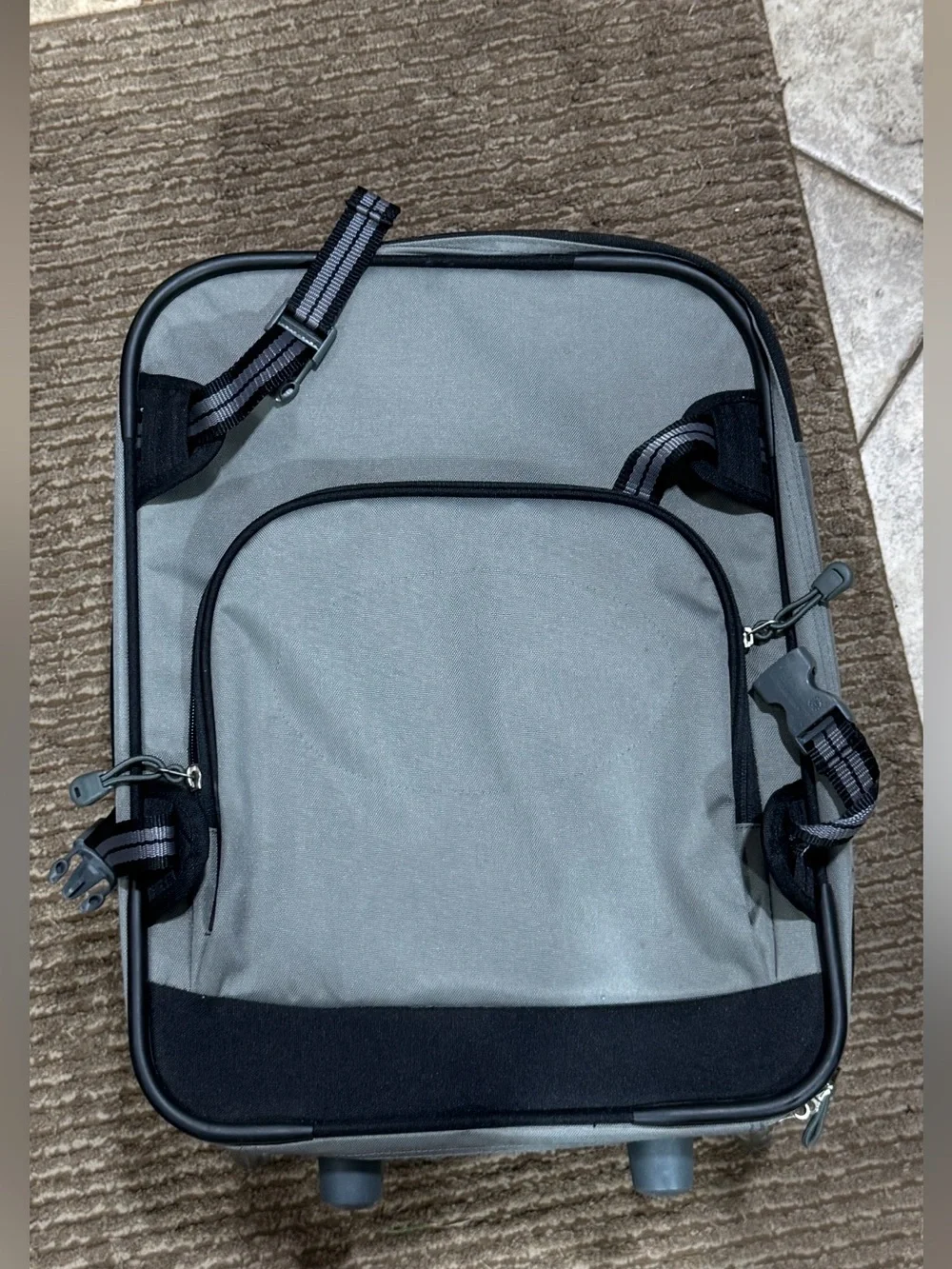 Slim Gray Men's Carry on with Black Trim - Everyday Carry