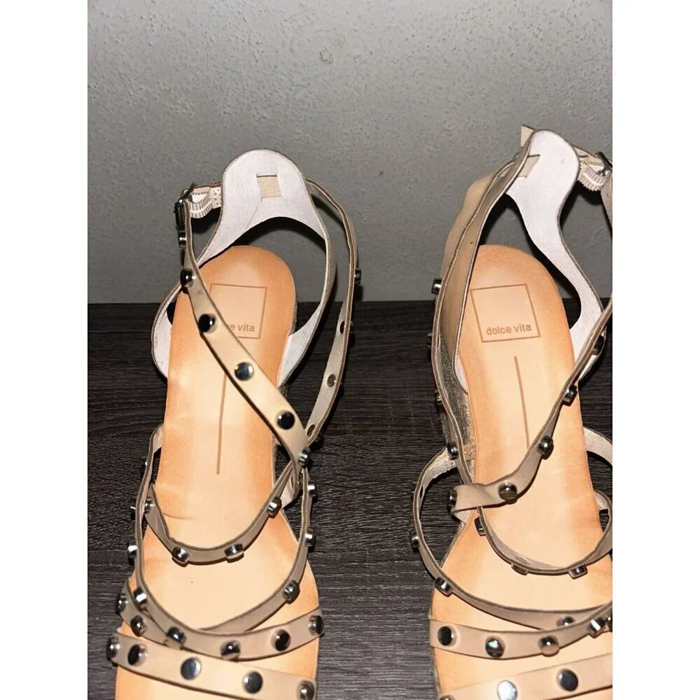 strappy open