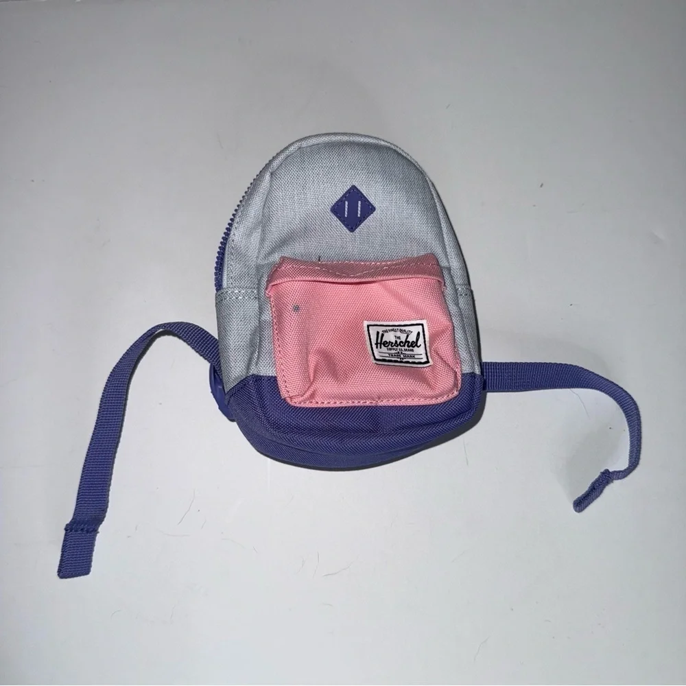 Herschel Supply Company discover vibrant
