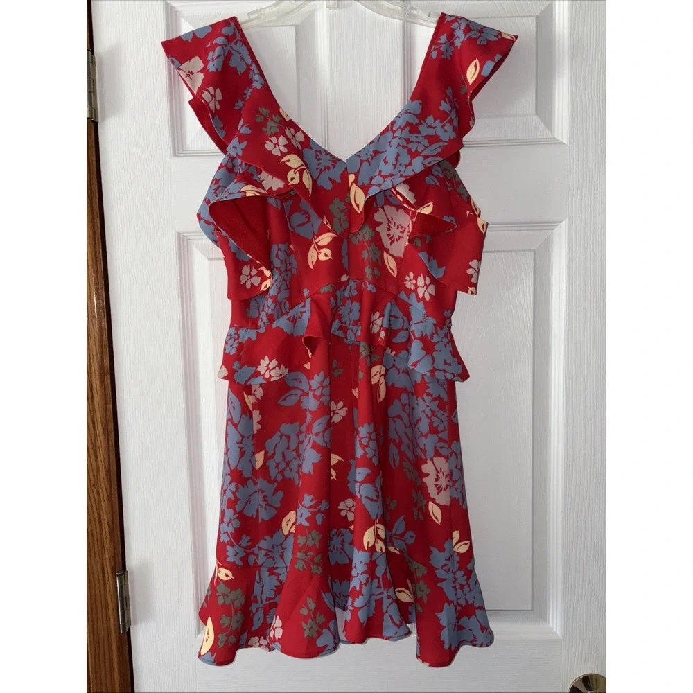 C/MEO Collective Red Floral Ruffle Cold‎ Shoulder Mini Dress Womens Medium NWT