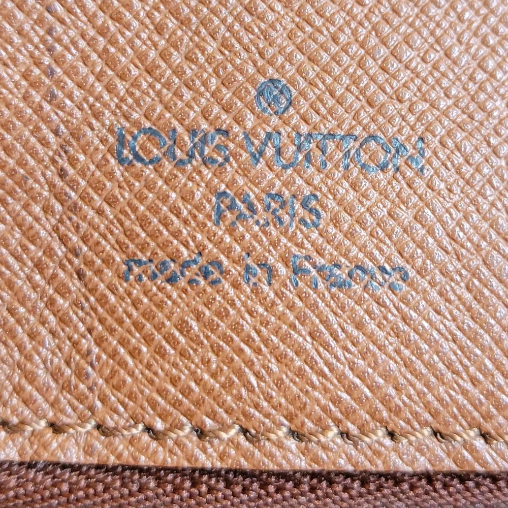 Louis Vuitton unbranded had broke