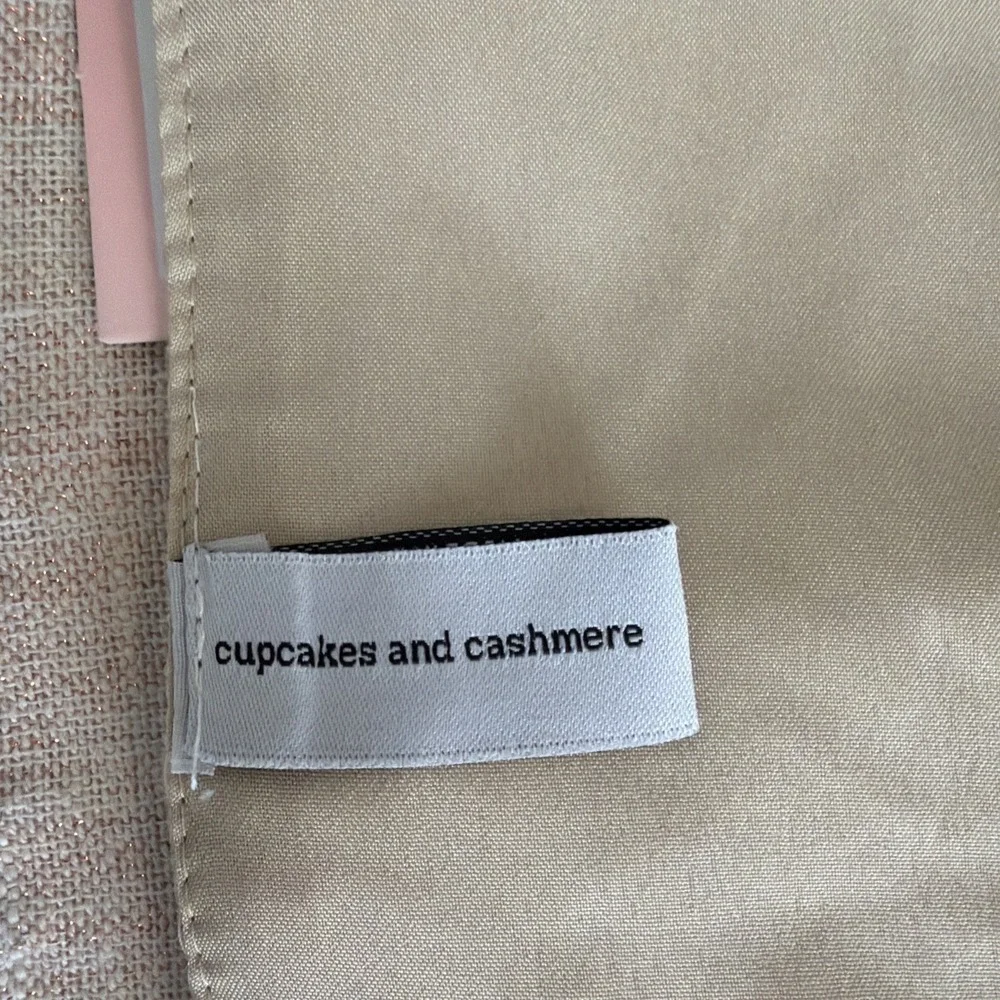 cupcakes and Cashmere elevate 16 perfect