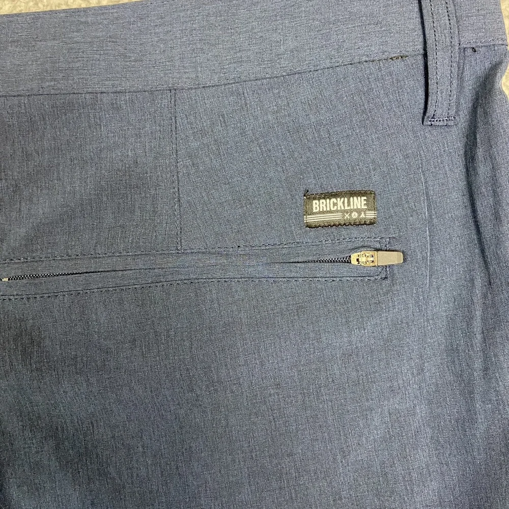 Brickline Fishing Hybrid Shorts Mens Blue Mottled Flat Front‎ Mid Rise Size 44