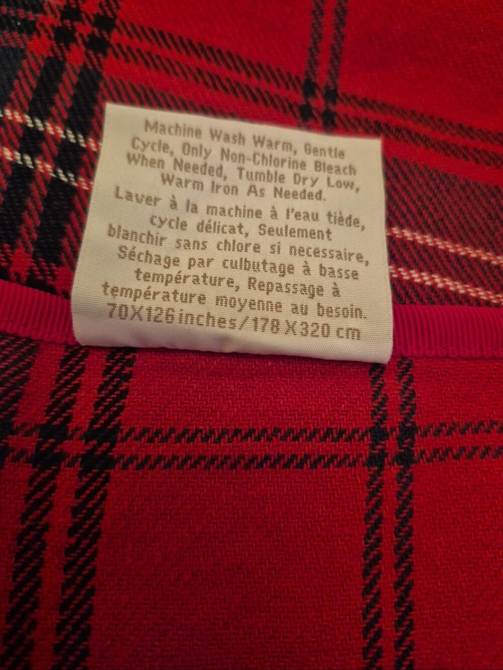 Williams-Sonoma Red and Black Tartan Tablecloth. 70