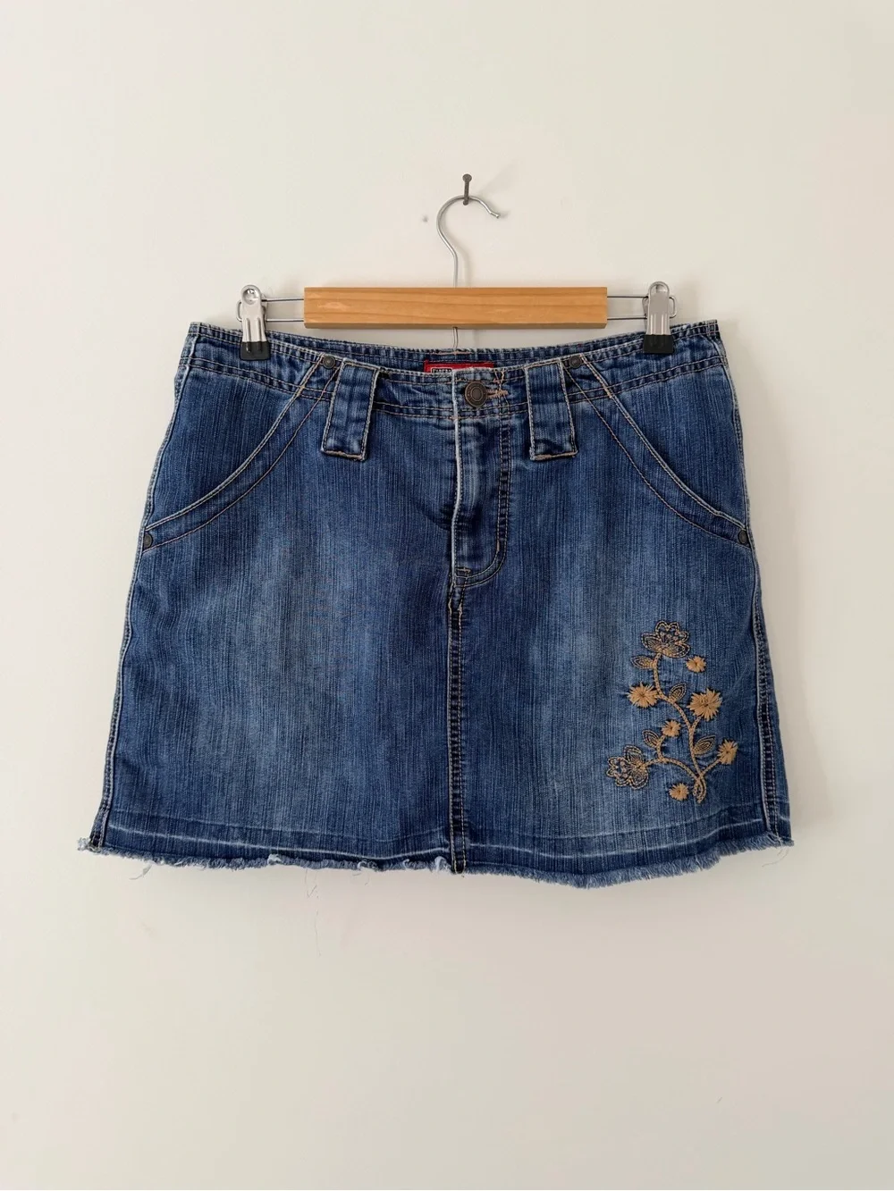 Y2k Faded Glory Denim Floral Embroidered Mini Skort