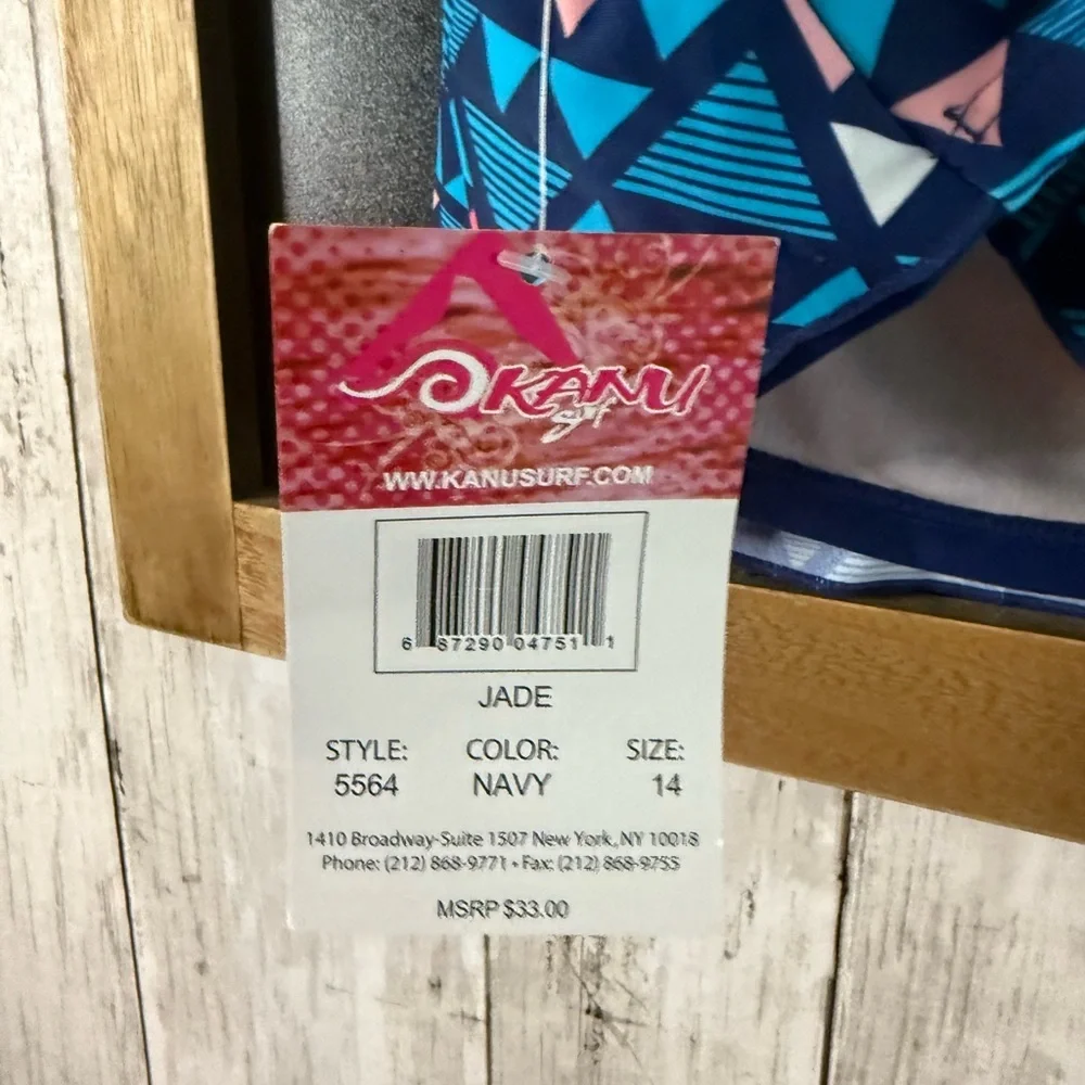 Kanu Surf girls nwt