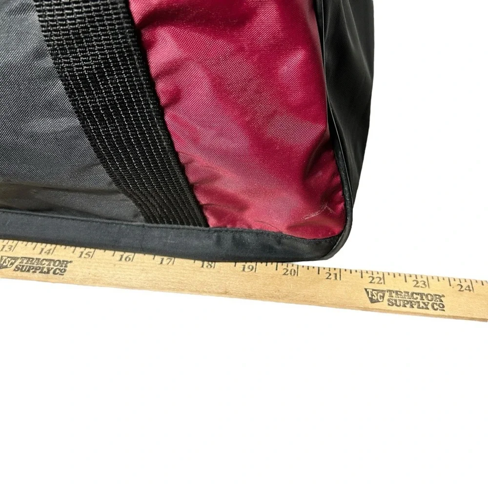 Nike Gym Duffel Bag Vintage 90s Y2K Red Black Travel Large 21