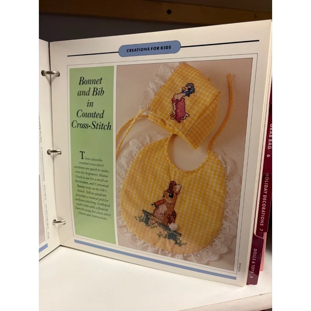 Family Circle Weekend Crafts Book DIY Projects Dolls Toys Holiday Decor