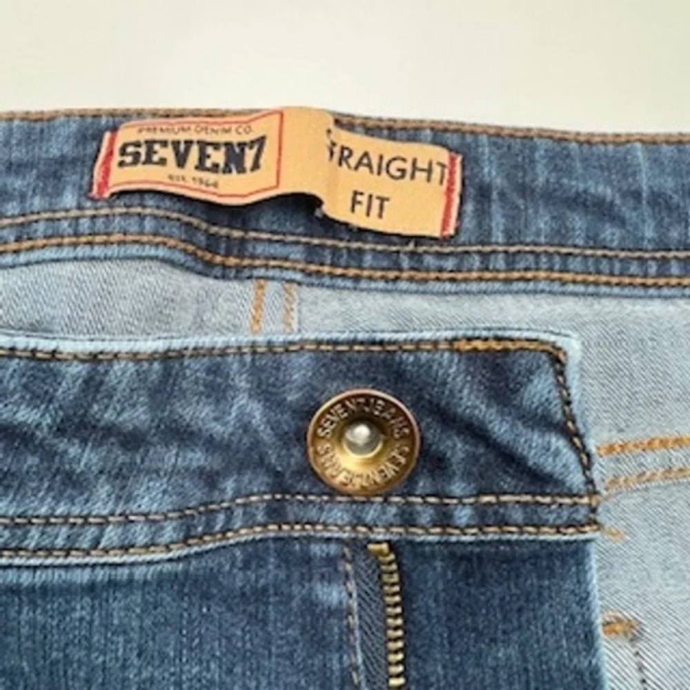 Seven7 straight fit