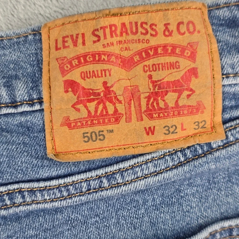 Levis levis 505