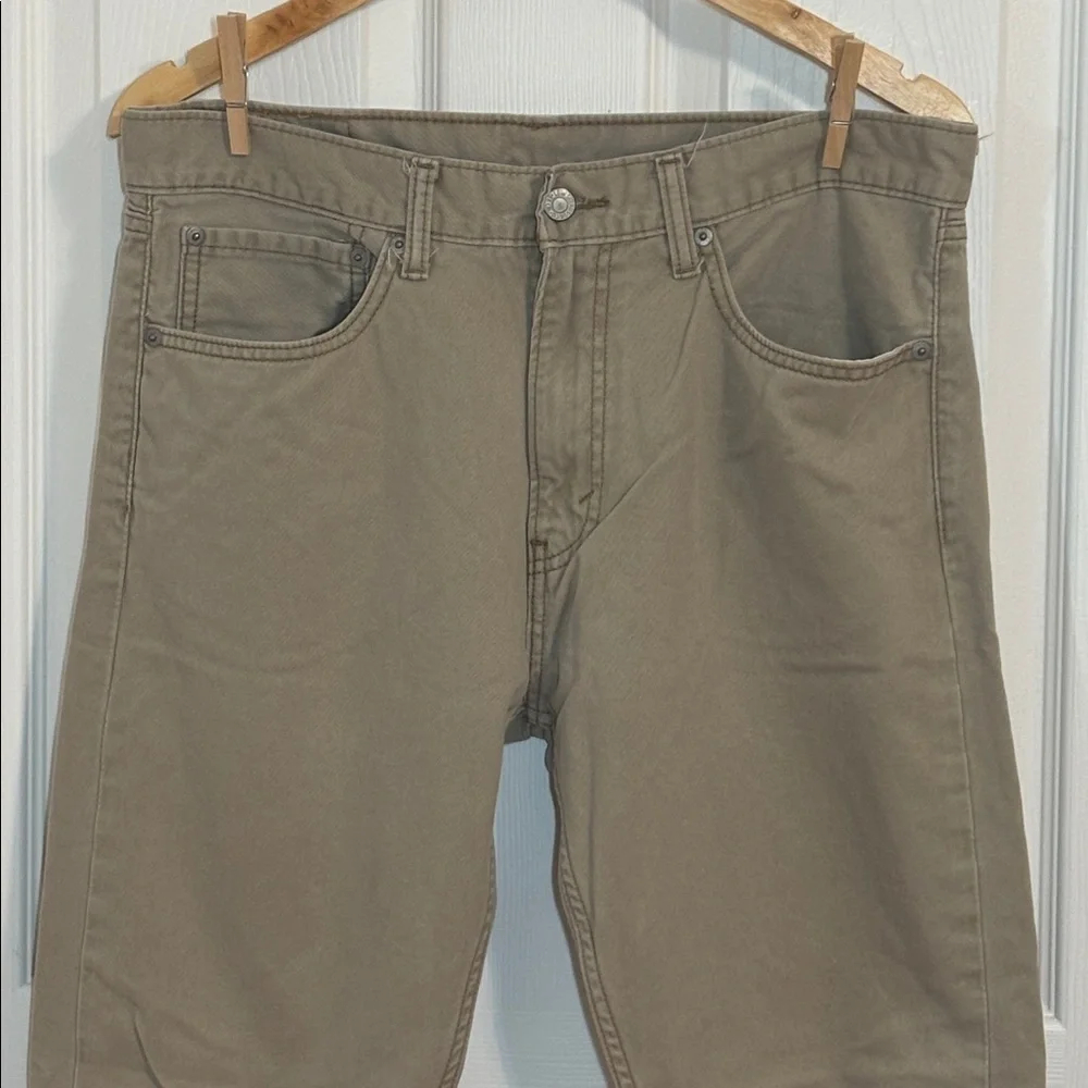 Levis excellent 100%