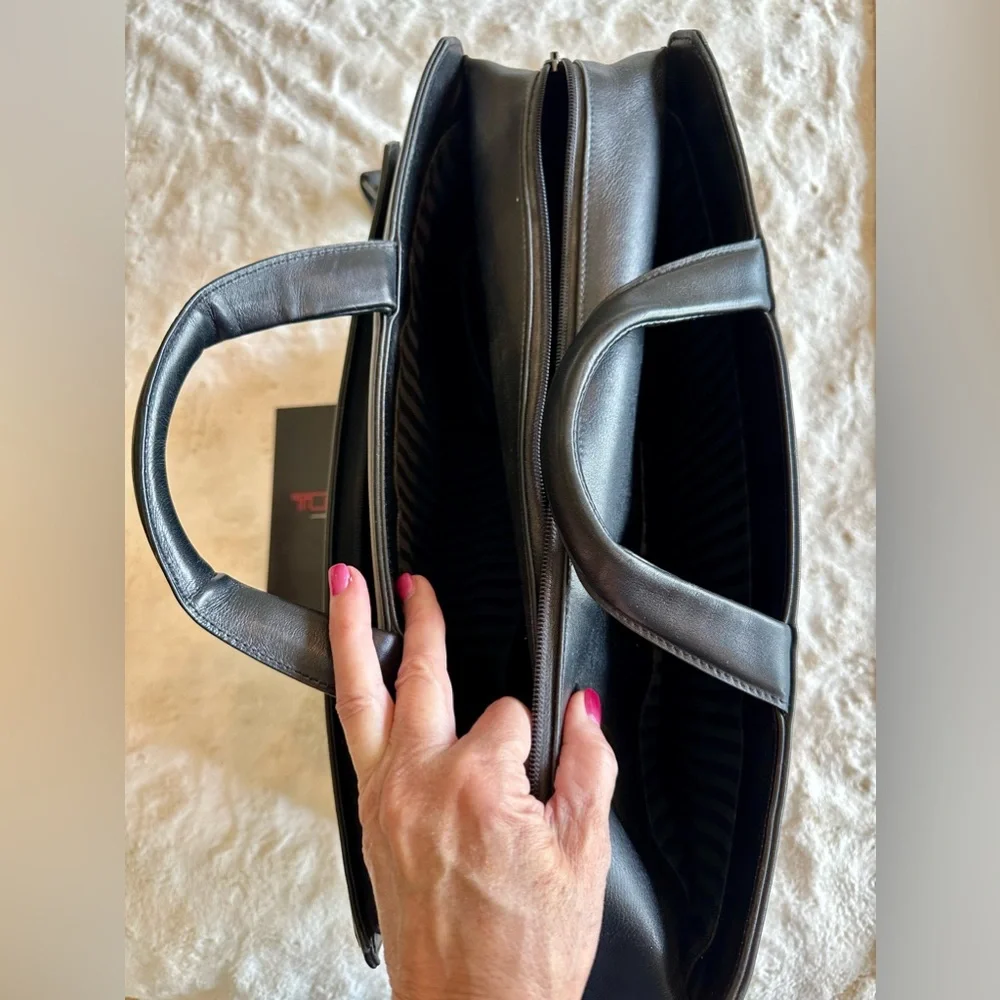 Tumi leather laptop