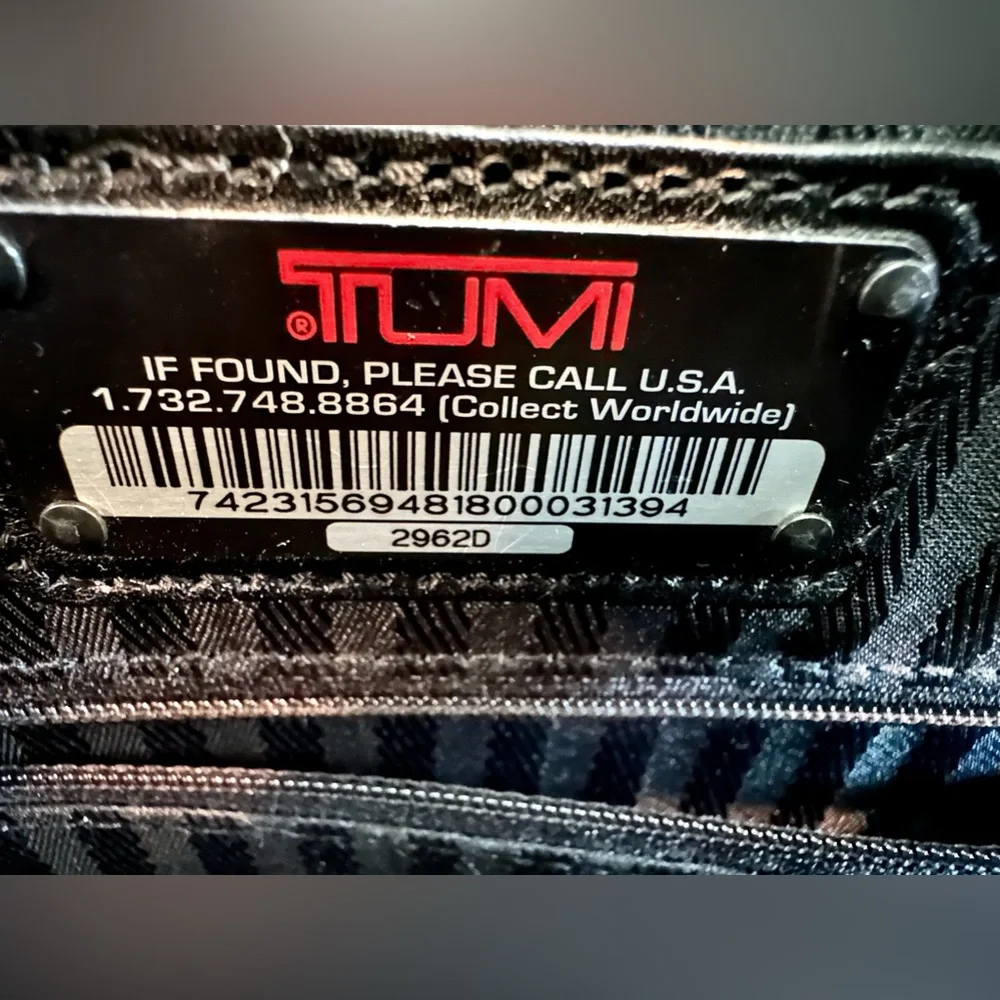Tumi leather laptop