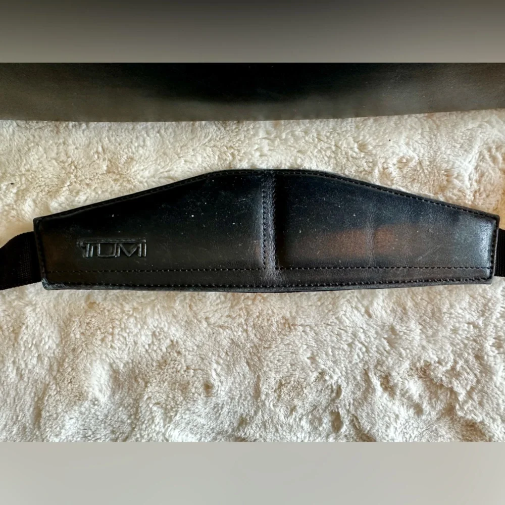 Tumi leather laptop