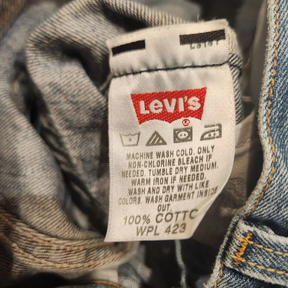 Levis see photos