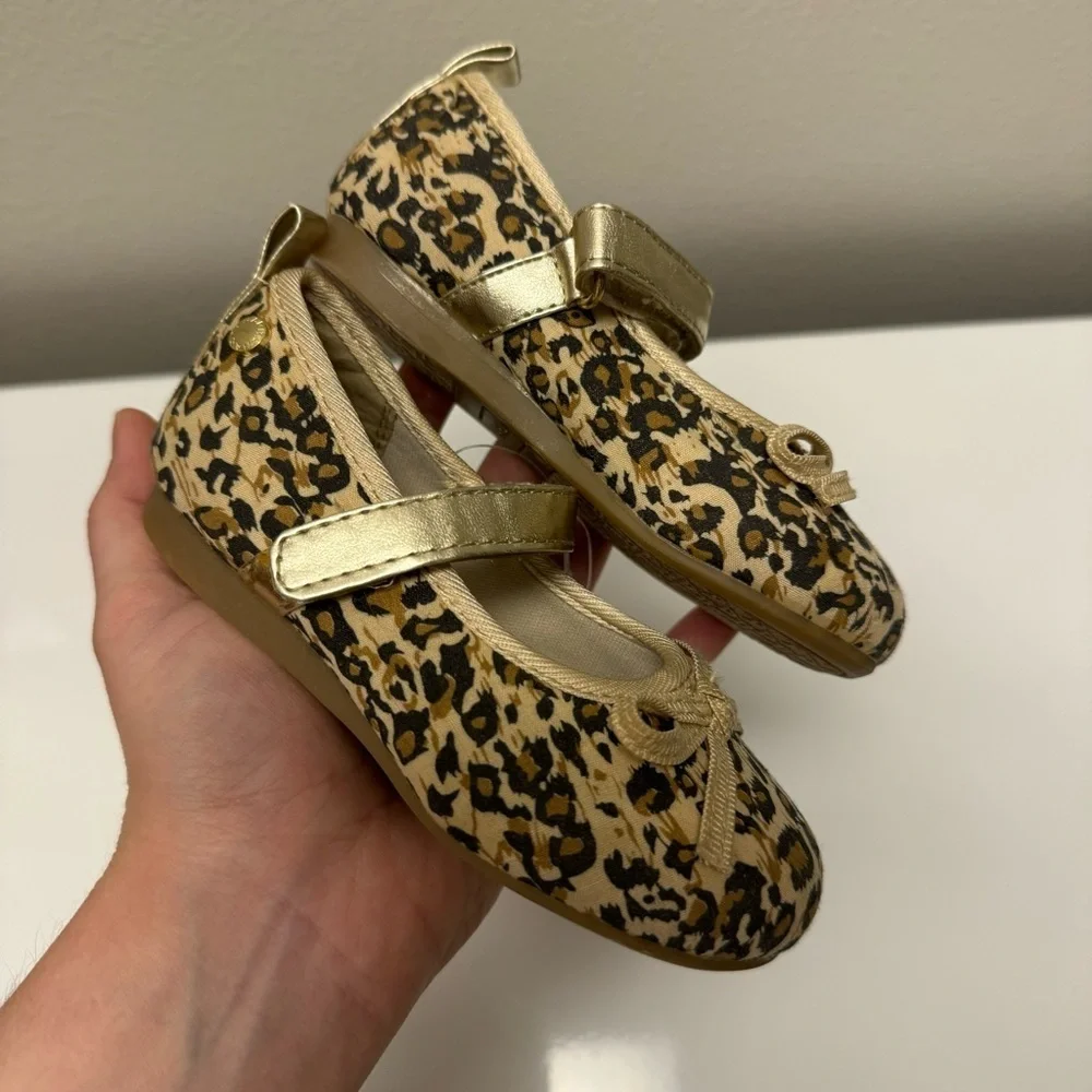 Tahari new without