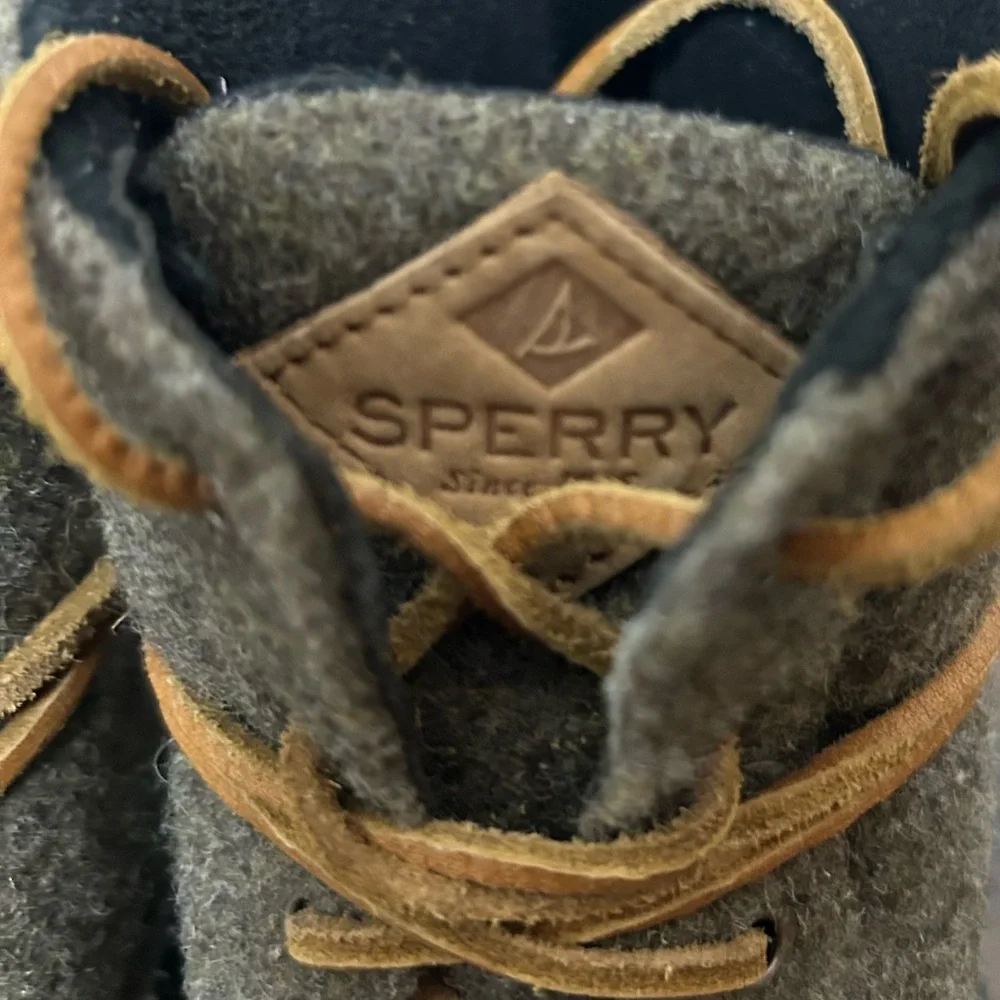 Sperry durable stylish