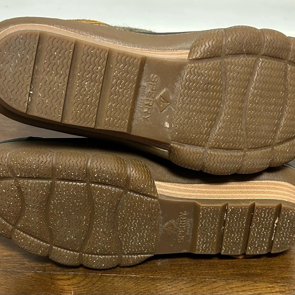 Sperry durable stylish