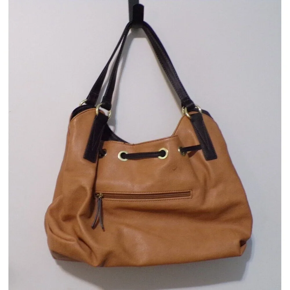 liz claiborne