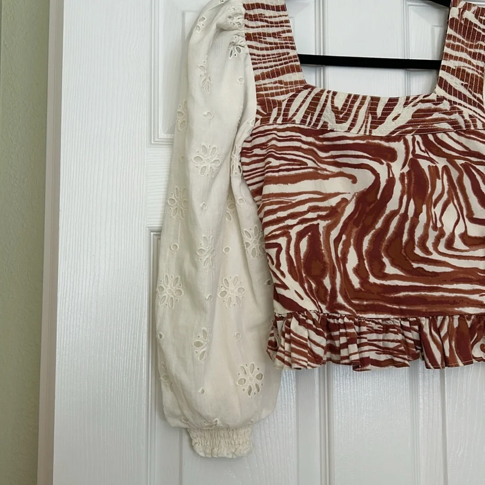 Anthropologie puffed sleeves