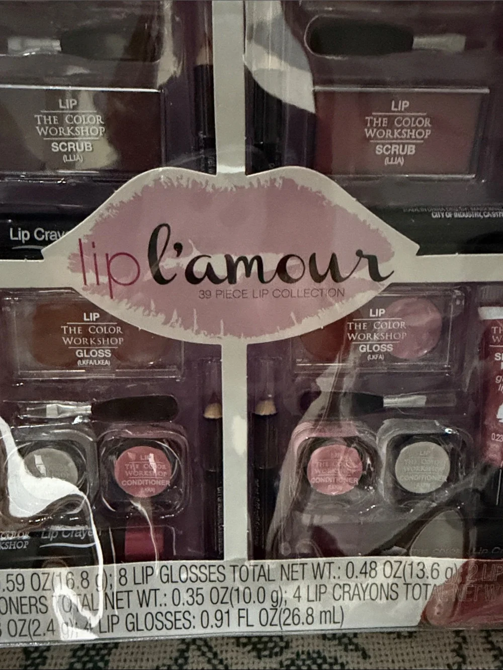 LAmour compact 39