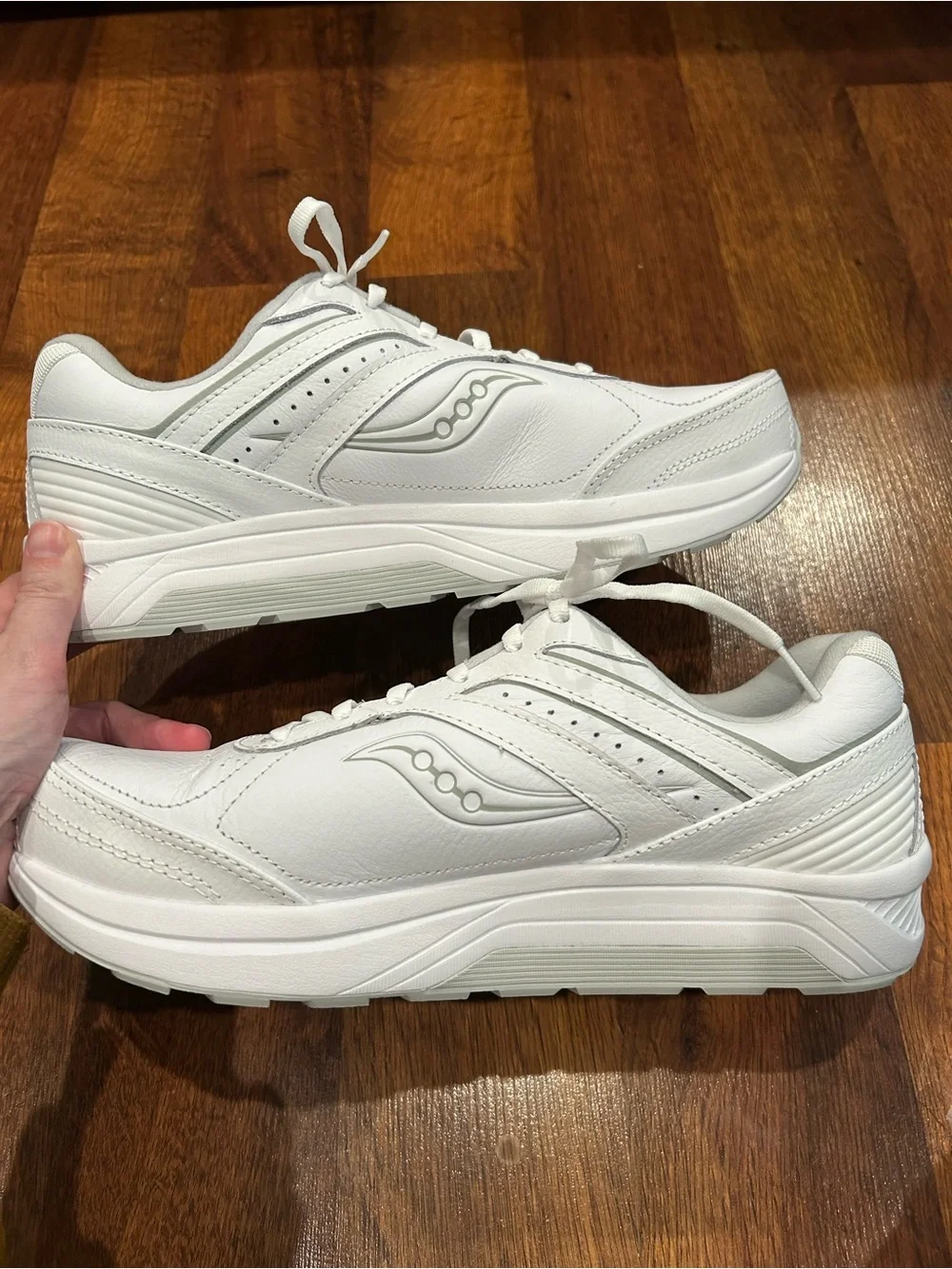 Saucony new without