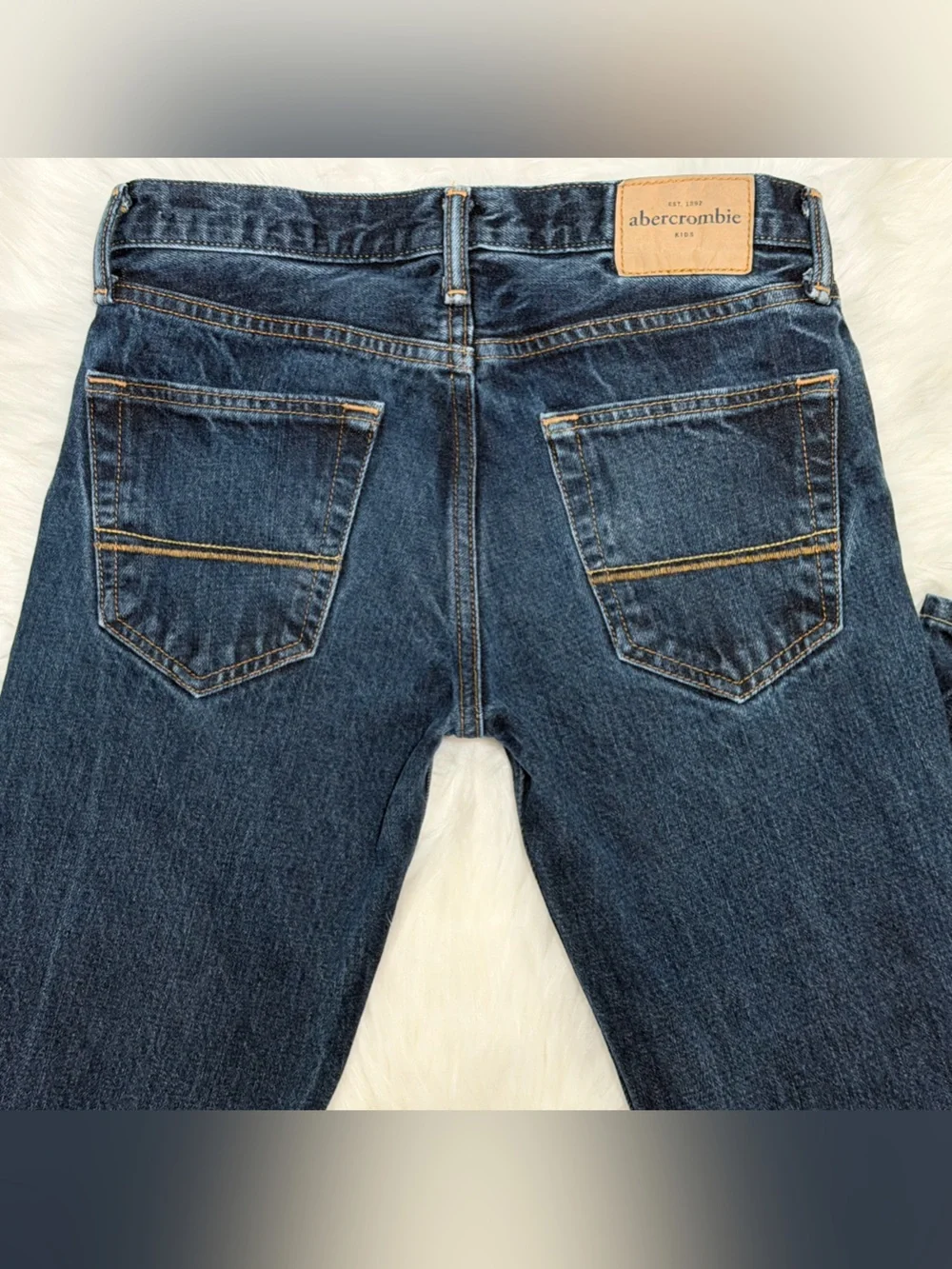 abercrombie kids leg dark from